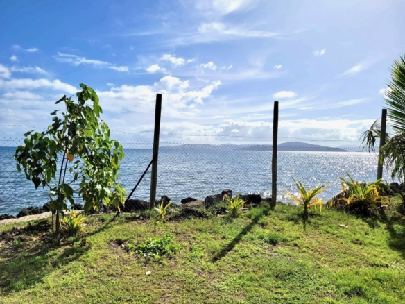 South Coastal Road, Wairiki, Taveuni Image count(title)%