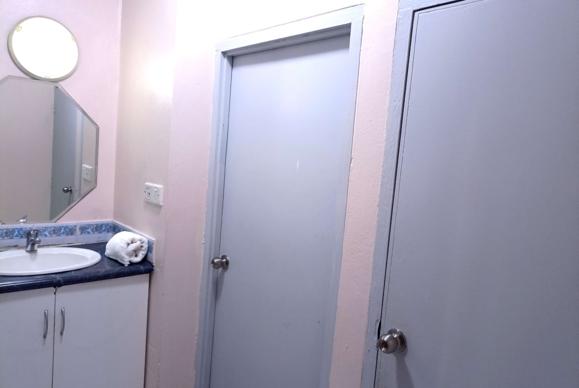 3 Storey Apartments Building for Sale – Prime Apartments 南迪麦当劳对面旺地整栋3层12套公寓出售