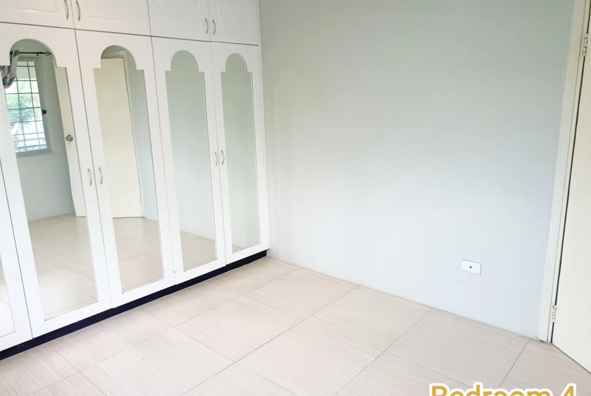 Nadi Modern Double Storey House for Sale 南迪独栋双层房产出售