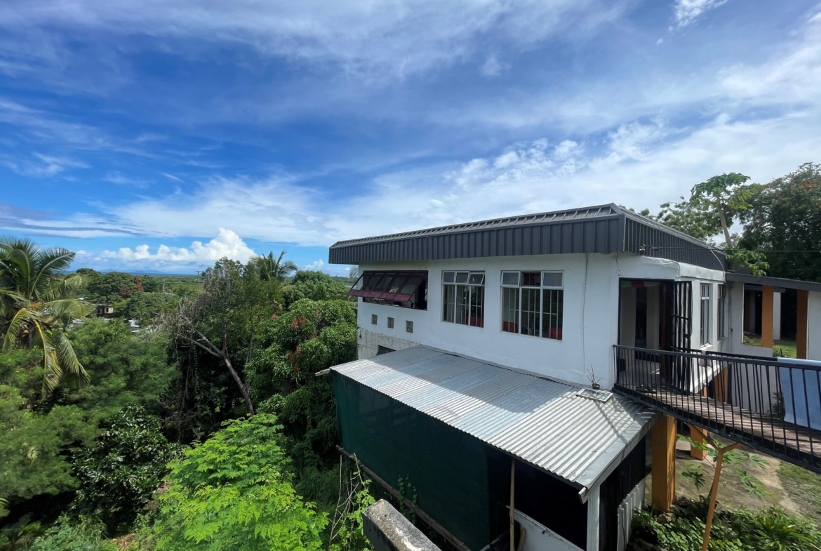 Vuda Point Road, Fiji