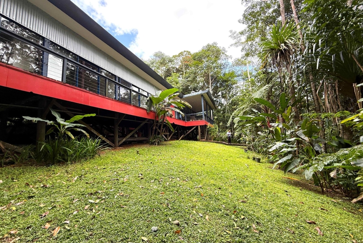 COLA-I-SUVA,